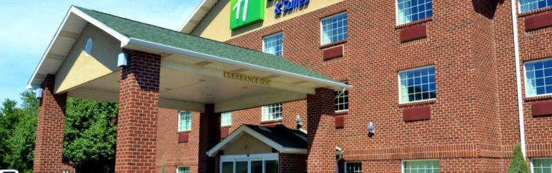 Holiday Inn Express Hotel & Suites Center Township By Ihg Monaca Exterior photo